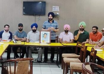 ਜ਼ਿਲ੍ਹਾ ਪ੍ਰਸ਼ਾਸਨ ਨੇ ਬਟਾਲਾ ਵਾਸੀਆਂ ਨਾਲ ਮਿਲ ਕੇ ਮਨਾਇਆ ਸ਼ਿਵ ਕੁਮਾਰ ਬਟਾਲਵੀ ਦਾ 86ਵਾਂ ਜਨਮ ਦਿਨ