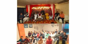 भाजपा जिला के पदाधिकारी मंडलों और मोर्चों के पदाधिकारी बैठक हुई ।
