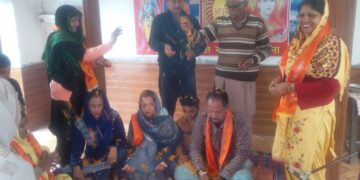 ਮਹਾਰਿਸ਼ੀ ਸੁਆਮੀ ਦਯਾਨੰਦ ਸਰਸਵਤੀ ਜੀ ਦਾ ਜਨਮਦਿਨ ਅਤੇ ਬੋਧ ਉਤਸਵ ਹਵਨ ਜਗ ਵਿੱਚ ਕਰਕੇ ਮਨਾਇਆ