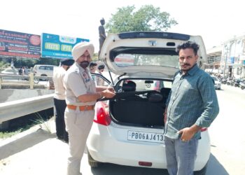 ਟ੍ਰੈਫਿਕ ਨਿਯਮਾਂ ਦੀ ਉਲੰਘਣਾ ਕਰਨ ਵਾਲਿਆਂ ਨੂੰ ਕਿਸੇ ਵੀ ਕੀਮਤ ‘ਤੇ ਬਖਸ਼ਿਆ ਨਹੀਂ ਜਾਵੇਗਾ : ਐਸ ਐਚ ਓ ਪਰਮਿੰਦਰਜੀਤ ਸਿੰਘ