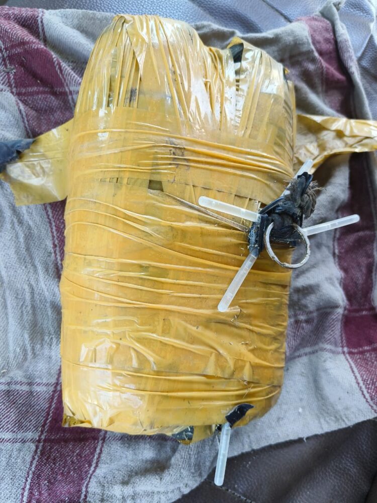 ਕਿਸਾਨ ਦੇ ਖੇਤਾਂ ਵਿੱਚੋਂ ਮਿਲਿਆ ਮੁੜ ਤੋਂ ਹੈਰੋਇਨ ਦੇ ਦੋ ਪੈਕਟ