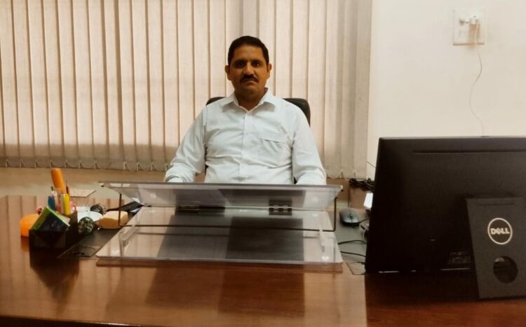 ਸ੍ਰੀ ਸੁਮਿਤ ਭੱਲਾ ਦੁਆਰਾ ਬਤੌਰ ਸਿਵਲ ਜਜ (ਸੀਨੀਅਰ ਡਵੀਜਨ/ਸੀ ਜੇ ਐਸ -ਕਮ-ਸਕੱਤਰ ਜਿਲ੍ਹਾ ਕਾਨੂੰਨੀ ਸੇਵਾਵਾਂ ਅਥਾਰਟੀ ਗੁਰਦਾਸਪੁਰ ਆਪਣਾ ਅਹੁਦਾ ਸੰਭਾਲਿਆ ।