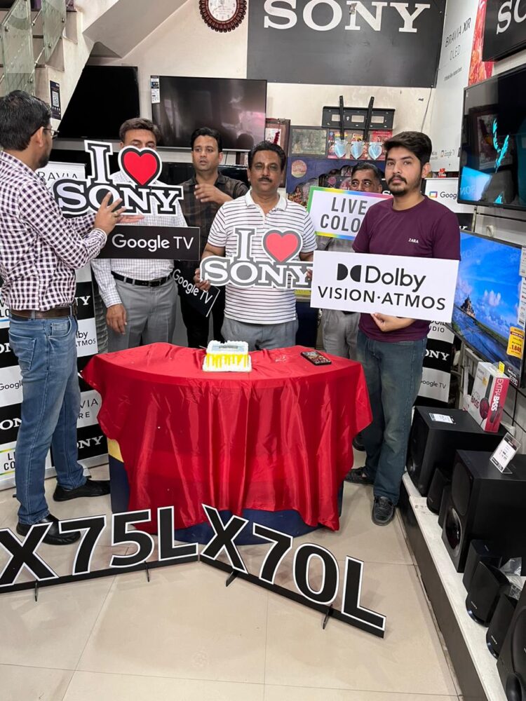 ਨੀਲਮ ਟੀ ਵੀ ਸੈਂਟਰ ਨੇ ਕੀਤਾ ਨਵੀਂ ਐਲ ਸੀਰੀਜ਼ ਦਾ ਲਾਂਚ