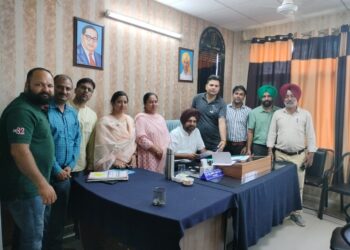 ਆਮ ਆਦਮੀ ਪਾਰਟੀ ਵੱਲੋਂ ਵੀ ਕੱਚੇ ਦਫਤਰੀ ਮੁਲਾਜ਼ਮਾਂ ਨਾਲ ਧੋਖਾ