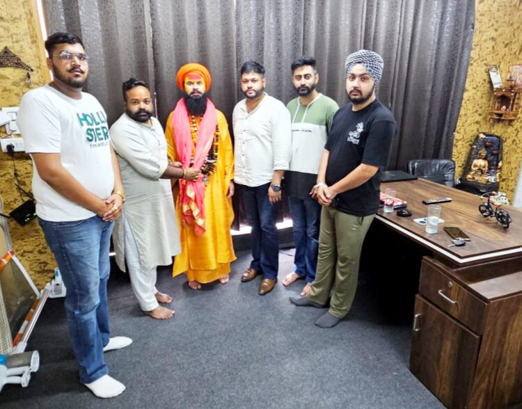 ਮਹਾਮੰਡਲੇਸ਼ਵਰ ਸਵਾਮੀ ਕ੍ਰਿਸ਼ਨਾਨੰਦ ਮਹਾਰਾਜ ਸ਼੍ਰੀ ਹਿੰਦੂ ਤਖ਼ਤ ਦੇ ਧਾਰਮਿਕ ਗੁਰੂ ਬਣੇ  