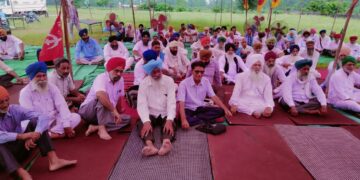 ਸਰਕਾਰ ਤੋਂ ਮੰਗ ਕੀਤੀ ਜਾ ਰਹੀ ਹੈ ਕਿ ਝੋਨੇ ਦੇ ਹੋਏ ਨੁਕਸਾਨ ਦਾ 50000/ਰੁਪਏ ਪ੍ਰਤੀ ਏਕੜ ਮੁਆਵਜ਼ਾ ਦਿੱਤਾ ਜਾਵੇ।