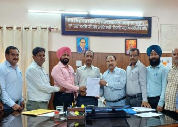 *ਜੇ. ਈ. ਕੌਂਸਲ ਪਾਵਰਕਾਮ ਨੇ ਗੁਰਦਾਸਪੁਰ ਸਰਕਲ ਗੇਟ ਸਾਹਮਣੇ ਕੀਤੀ ਰੋਸ ਰੈਲੀ ਅਤੇ ਦਿੱਤਾ ਮੰਗ ਪੱਤਰ।*