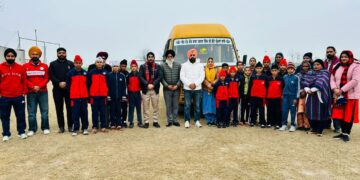 ਹੋਲੀ ਵਰਲਡ ਸਪੋਰਟਸ ਅਕੈਡਮੀ ਹਰਦੋ ਝੰਡੇ ਦੀ ਟੀਮ ਲਖਨਊ ਲਈ ਰਵਾਨਾ