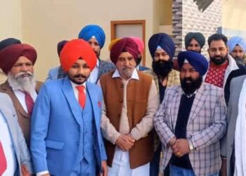 ਐਮ,ਐਲ,ਏ ਤ੍ਰਿਪਤ ਬਾਜਵਾ ਨੇ ਨਵ ਵਿਆਹੇ ਜੌੜੇ ਨੂੰ ਦਿੱਤਾ ਆਸੀਰਵਾਦ।