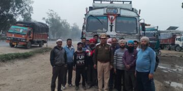 16 ਤੋਂ 18 ਸਾਲ ਦੇ ਬੱਚੇ ਹੁਣ ਅਪਣਾ ਲਾਇਸੈਂਸ ਬਣਾ ਕੇ ਬਿਨਾਂ ਗੇਅਰ ਵਾਲੇ ਵਾਹਨ ਚਲਾ ਸਕਦੇ ਹੈ।