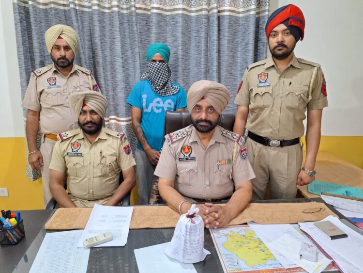 Youth arrested with 400 grams of opium