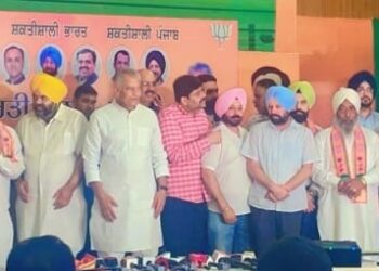 ਆਪ ਆਗੂ ਗੁਰਮੁੱਖ ਸਿੰਘ ਕਾਦਰਾਂਬਾਦ ਬੀਜੇਪੀ ‘ਚ ਸ਼ਾਮਿਲ