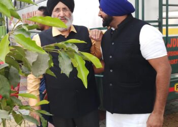 ਕਾਂਗਰਸੀ ਪਾਰਟੀ ਨੂੰ ਜ਼ਿਲ੍ਹਾ ਗੁਰਦਾਸਪੁਰ ਵਿੱਚ ਜਲਦ ਲੱਗ ਸਕਦਾ ਹੈ ਵੱਡਾ ਝੱਟਕਾ