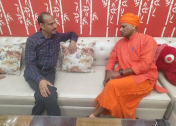 ਸੰਤ ਸੇਵਾ ਪਰਮੁਖ ਸ਼੍ਰੀ ਵਿਜਯਾਨਾਂਦ ਜੀ ਸਰਸਵਤੀ ਭਾਰਤ ਭੂਸ਼ਣ ਗੋਗਾ ਜੀ ਦੇ ਨਾਲ ਇਕ ਵਿਸ਼ੇਸ਼ ਬੈਠਕ ਕੀਤੀ