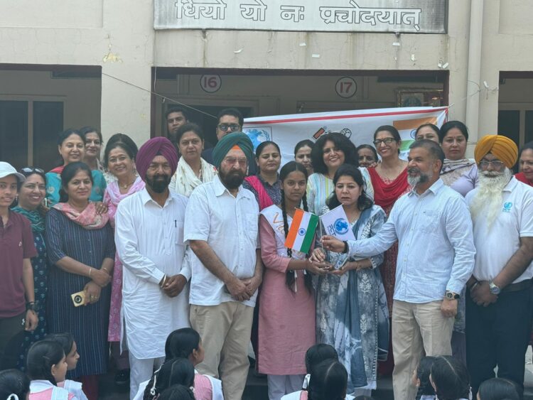 ਪੀਸੀਟੀ ਹਿਊਮੈਨਿਟੀ ਵੱਲੋਂ ਆਰੀਆ ਸਕੂਲ (ਲੜਕੀਆਂ) ਵਿਖੇ ਕਰਵਾਇਆ ਗਿਆ ਵੋਟਰ ਜਾਗਰੂਕਤਾ ਮੁਹਿੰਮ ਤਹਿਤ ਸੈਮੀਨਾਰ