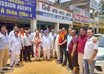 हनी सूद आढ़ती एसोसिएशन होशियारपुर के सर्वसम्मति से अध्यक्ष नियुक्त