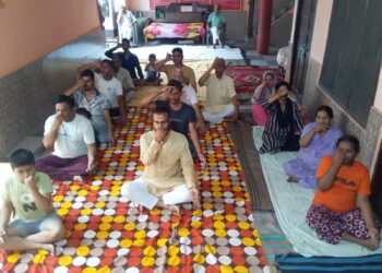 ਅੰਤਰਰਾਸ਼ਟਰੀ ਯੋਗ ਦਿਵਸ ਮਨਾਇਆ ਗਿਆ-ਆਰੀਆ ਸਮਾਜ ਮੰਦਰ ਬਰਨਾਲਾ ਵਿਖੇ