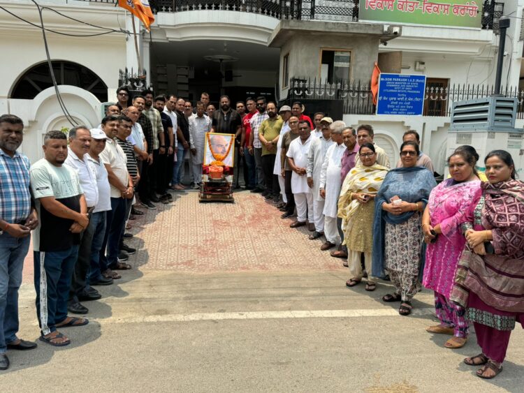 फगवाड़ा में भाजपा की ओर से डॉ. का जन्मदिन मनाया गया। श्यामा प्रसाद मुखर्जी बलिदान दिवस