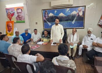 *ਜਿਲਾ ਭਾਜਪਾ ਵਲੋ ਡਾਕਟਰ ਸ਼ਿਆਮਾ ਪ੍ਰਸ਼ਾਦ ਮੁਖਰਜੀ ਦੇ ਬਲਿਦਾਨ ਦਿਵਸ ਤੇ ਸ਼ਰਧਾ ਦੇ ਫੁੱਲ ਭੇਂਟ*