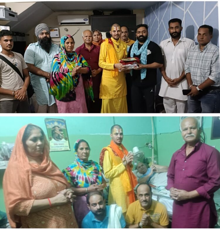 श्रीमद भागवत कथा व्यास संत त्रिभुवन दास धार्मिक स्थलों पर हुए नतमस्तक