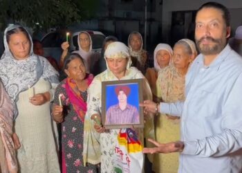 ਨਸ਼ੇ ਦੇ ਸੁਦਾਗਰਾਂ ਨੂੰ ਠੱਲ ਪਾਉਣ ਦੀ ਮੰਗ ਨੂੰ ਲੈਕੇ ਭਾਜਪਾ ਨੇ ਕੀਤਾ ਕੈਂਡਲ ਮਾਰਚ