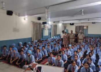 ਐਕਸੀਡੈਂਟ ਪੀੜਿਤ ਦੀ ਮਦਦ ਕਰਨ ਵਾਲੇ ਨੂੰ ਚੰਗੇ ਨਾਗਰਿਕ ਵਜੋਂ ਸਨਮਾਨਿਤ ਕੀਤਾ ਜਾਵੇਗਾ—— ਜ਼ਿਲ੍ਹਾ ਟ੍ਰੈਫਿਕ ਪੁਲਿਸ ਐਜੂਕੇਸ਼ਨ ਸੈਲ