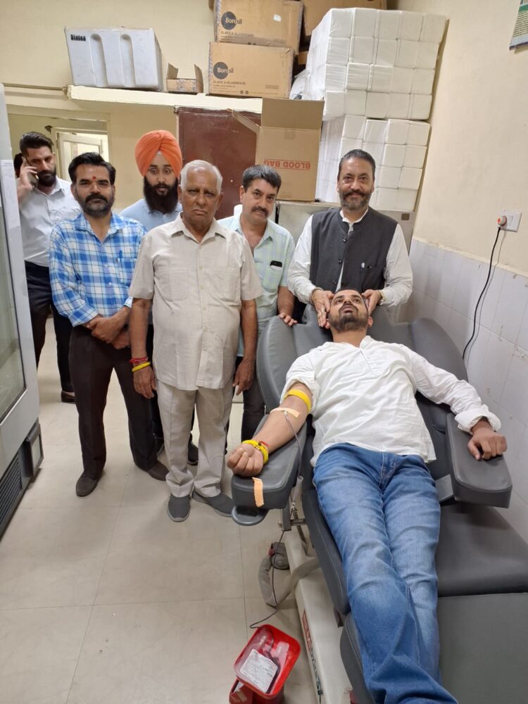 ਖੂਨਦਾਨ ਸਭ ਤੋਂ ਉੱਤਮਦਾਨ : ਹੀਰਾ ਵਾਲੀਆ