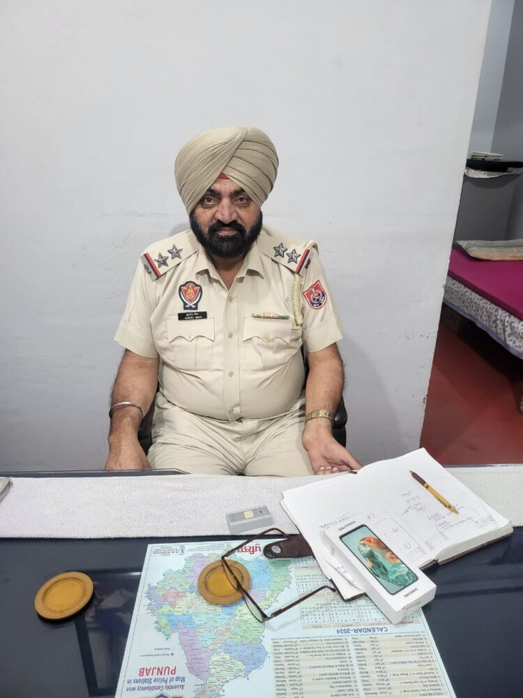 लोगों की सेवा करना ही मेरा पहला कर्तव्य एसएचओ सिविल लाइन गुरदेव सिंह