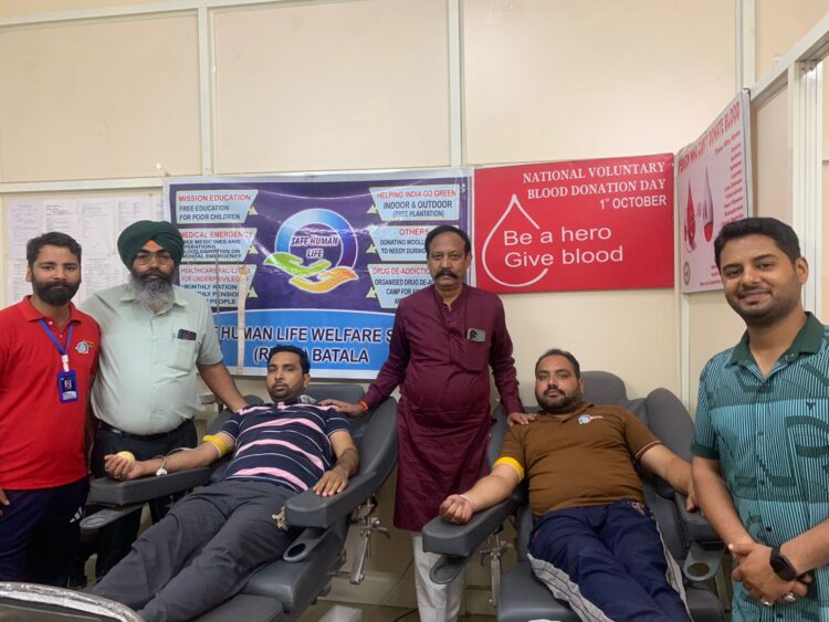 सेफ ह्यूमन लाइफ वेलफेयर सोसाइटी समाज की सेवा के लिए हमेशा तैयार रहती है:- नरेश महाजन, हनी मित्तल