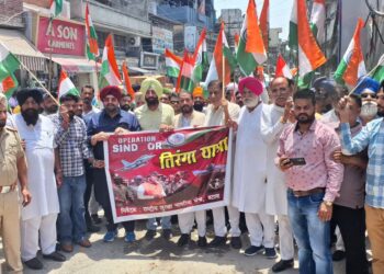 *ਰਾਸ਼ਟਰੀ ਸੁਰੱਖਿਆ ਨਾਗਰਿਕ  ਮੰਚ ਵਲੋ ਕੱਢੀ ਤਿਰੰਗਾ ਯਾਤਰਾ ਵਿਚ ਵੱਡੀ ਗਿਣਤੀ ਚ ਸਮਾਜਿਕ ਧਾਰਮਿਕ ਅਤੇ ਰਾਜਨੀਤਿਕ ਆਗੂਆਂ ਨੇ ਕੀਤੀ ਸ਼ਮੂਲੀਅਤ*