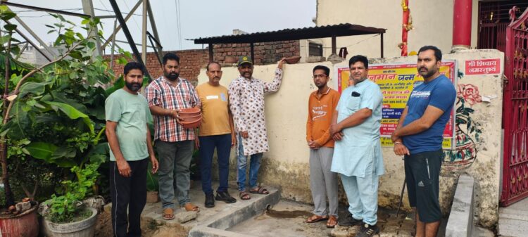 ਵਿਸ਼ਵ ਹਿੰਦੂ ਪ੍ਰੀਸ਼ਦ ਅਤੇ ਬਜਰੰਗ ਦਲ ਗੁਰਦਾਸਪੁਰ ਵਲੋ ਪੰਛੀਆਂ ਦੇ ਪੀਣ ਲਈ ਕੀਤਾ ਪਾਣੀ ਦਾ ਪ੍ਰਬੰਧ      